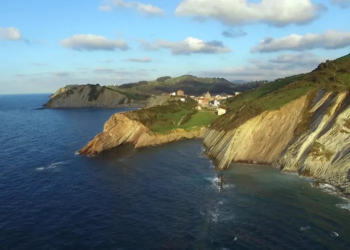 San Jose - Ongi Etorri Апартаменты *